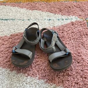 Men’s tevas older style